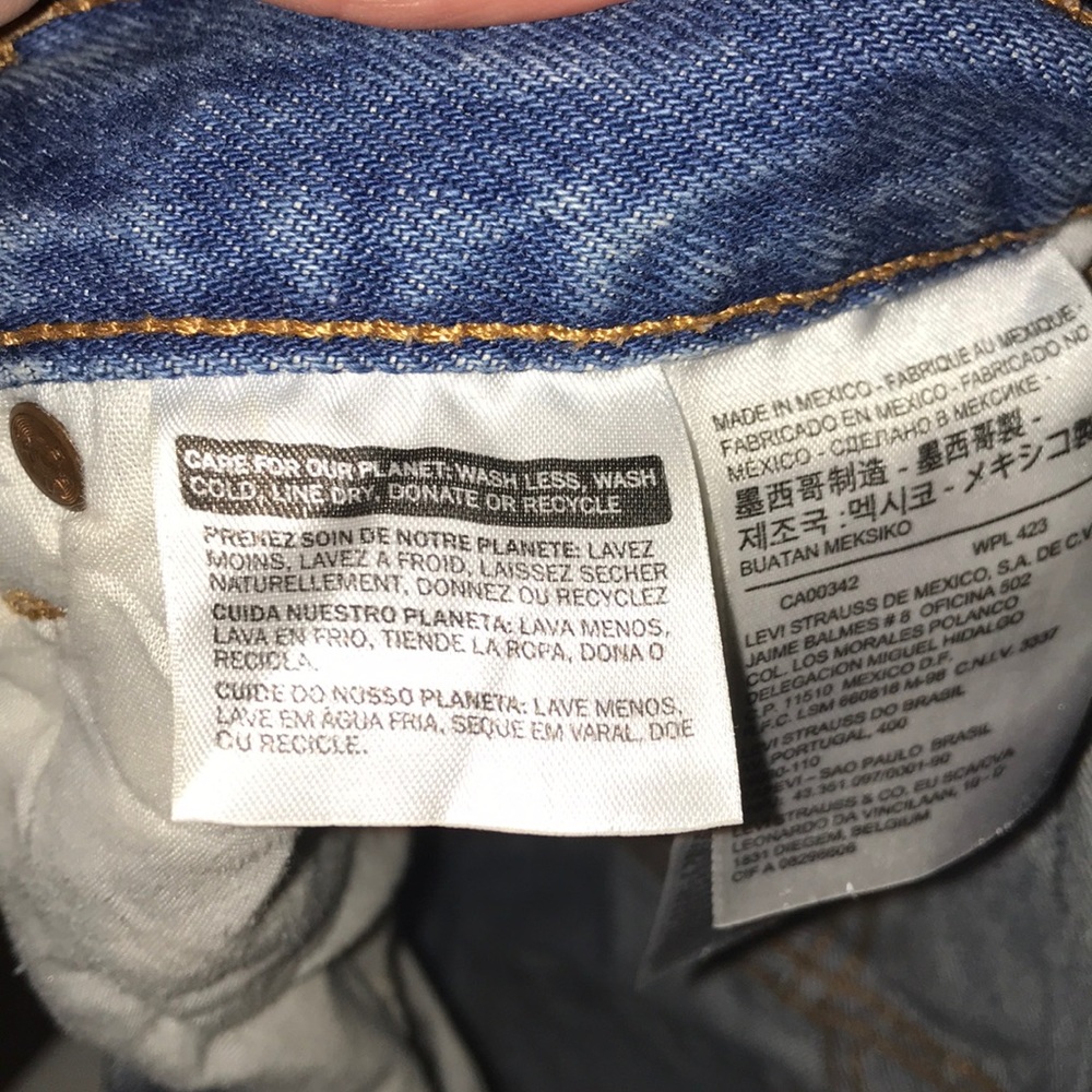 levi’s shorts - Picture 6 of 7